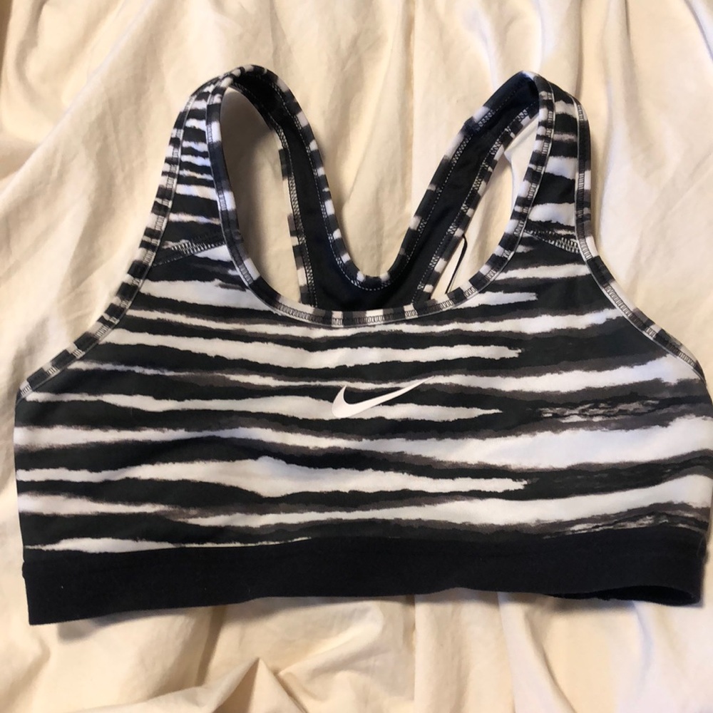 nike sports bra